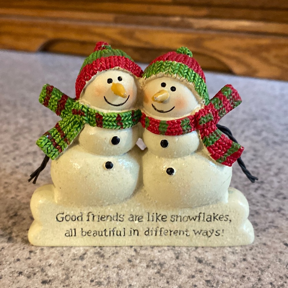 Blossom Buddies Snowmen Figurine Good friends are like snowflakes…